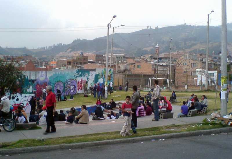 Bogotrax goes clubbing in the Comunas: Usme in the south-east outskirts of Bogotá