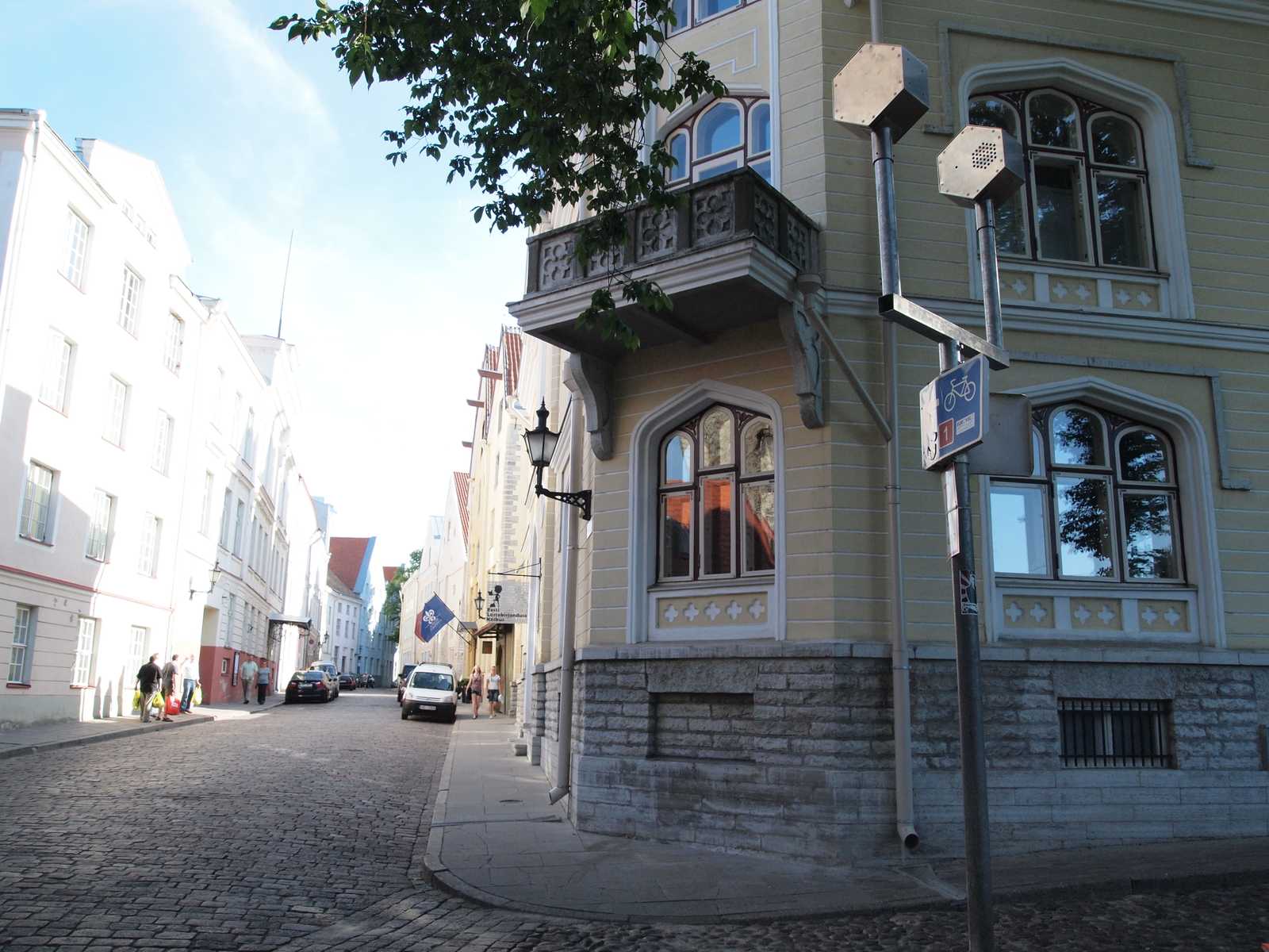 Metaphone · Unsworn