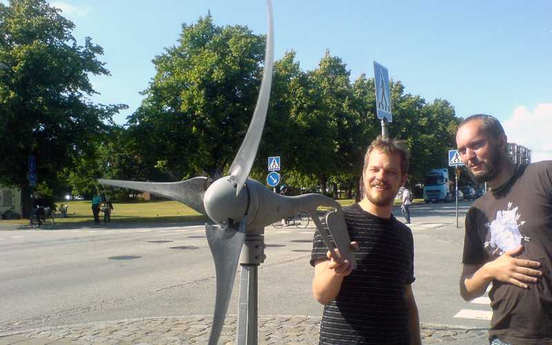 Roadside windmill benchmarking